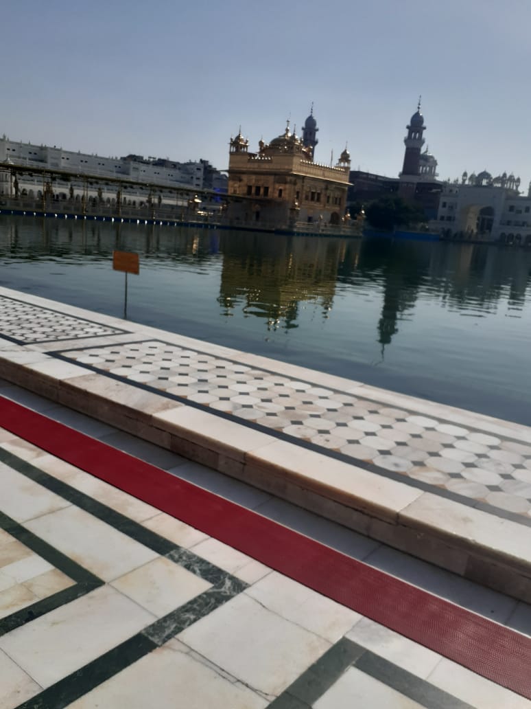 Bhaktchodindian's tweet photo. @SikhPA @DrJasjitSingh @MankamalSingh @hsbutoy @SikhFedUK @BCSikhs @SCUKofficial @Sukhi_Kaur_84 @PreetKGillMP @JaskaranSandhu_ @GurratanSingh https://t.co/QWbHkaNQuY