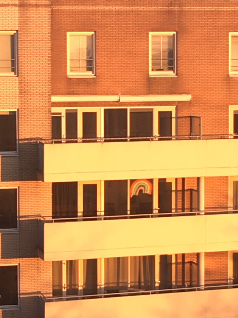 M’n buren n harte groet gestuurd en ik kreeg antwoord!!