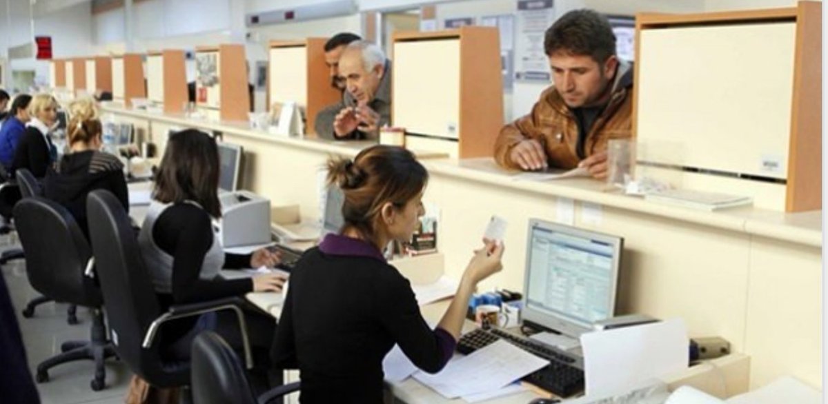 Sam_amca16's tweet photo. 'Kamu hizmetlerini aksatmayacak şekilde, ihtiyacı karşılayacak kadar asgari sayıda personelin bulundurulması şartıyla; çalıştırılma biçimine bakılmaksızın kamu kurum ve kuruluşlarında çalışanlara, uzaktan çalışma, dönüşümlü çalışma gibi esnek çalışma yöntemleri uygulanabilir' https://t.co/N4LZTjNpND
