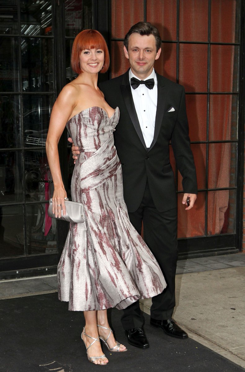 10 photos of Michael and Lorraine Stewart heading for the Metropolitan Museum Of Art's Costume Institute Ball, 2010  http://michael-sheen.com/photos/thumbnails.php?album=602