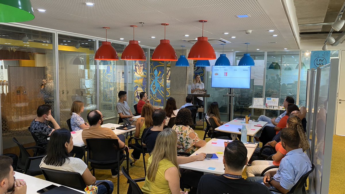 UXLabSP's tweet image. É momento de refletirmos e nos ajudarmos no combate ao Covid-19. 
Estamos trabalhando remotamente desde a última terça-feira, dia 17 de março, mas não vemos a hora de termos o nosso lab lotado novamente. Enquanto isso #FiqueEmCasa  #UXLabFAZ