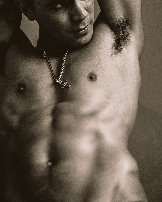 male_celeb_ass's tweet photo. KJ makes me too horny guys https://t.co/YHhfZp8RVw