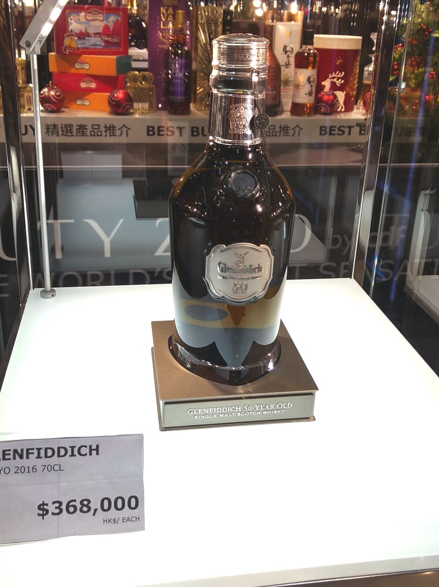 mrprojectsam's tweet photo. That's one expensive drink! 😮 At the current exchange rate, that would amount to around £36.6k. No thanks, I'll just have a beer.

#bloggerlife #blogger #motivation #solopreneur #entrepreneur #travelblogger #digitalnomad #liveyourbestlife #whiskey #expensive #luxurylife https://t.co/sZDihnGALG