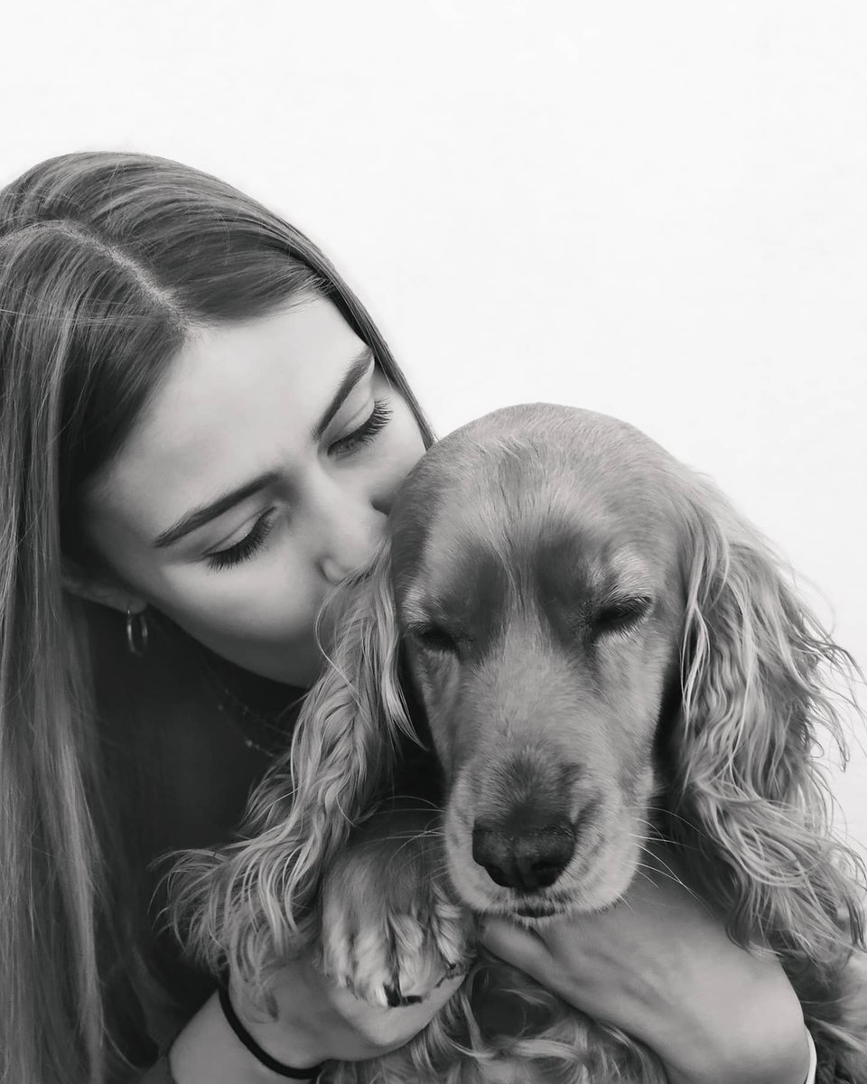AndreaSevillaF's tweet photo. Hasta que no amas a un animal, una parte de tu alma está dormida. 🖤 https://t.co/bOVoIQsyIp
