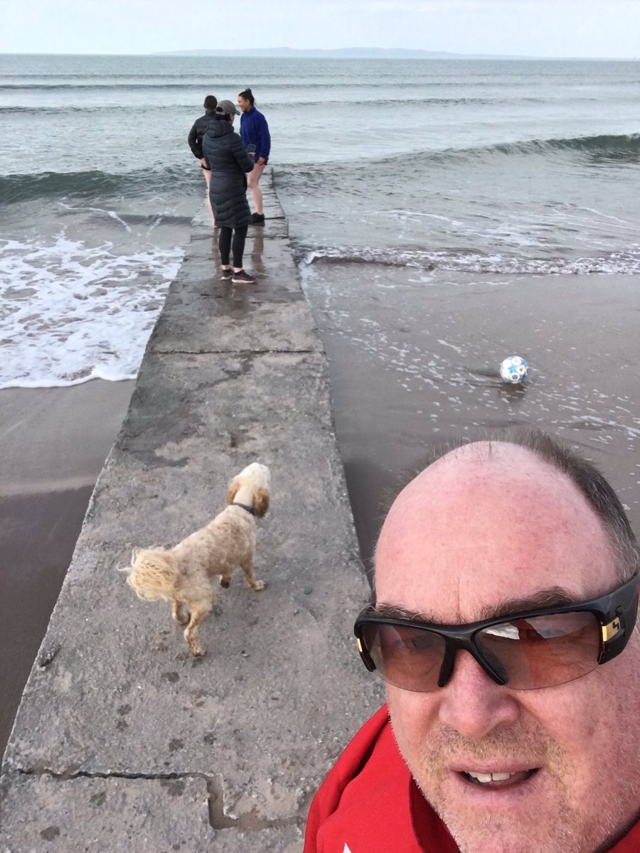 RadarSports's tweet photo. #covidlockdown easier to handle with fine weather #beachwalk #gardening #planting #windowboxes all done and now for #ginandtonic #StayAtHome https://t.co/CboXj0EuHX