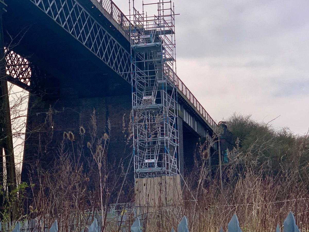 TheIronGiant_'s tweet photo. Access towers now up for contractors @BOrdconserve to commence the repair & restoration works to #TheBennerleyViaduct for #RailwayPaths @SustransEMids @HistoricEngland @HE_Midlands @elaineb_ord https://t.co/S3fjiFIh5l