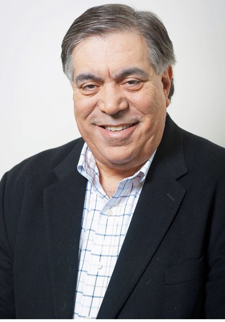 ThereseMurrayMA's tweet photo. Heartbroken to learn of the passing of my dear friend and colleague, Larry Rasky.  Larry was one of those rare individuals whose smile lit up a room and let kindness &amp; integrity guide him.  Like so many others, I’ll miss him terribly.  My thoughts &amp; prayers go the Rasky family. https://t.co/NltpmaKkog