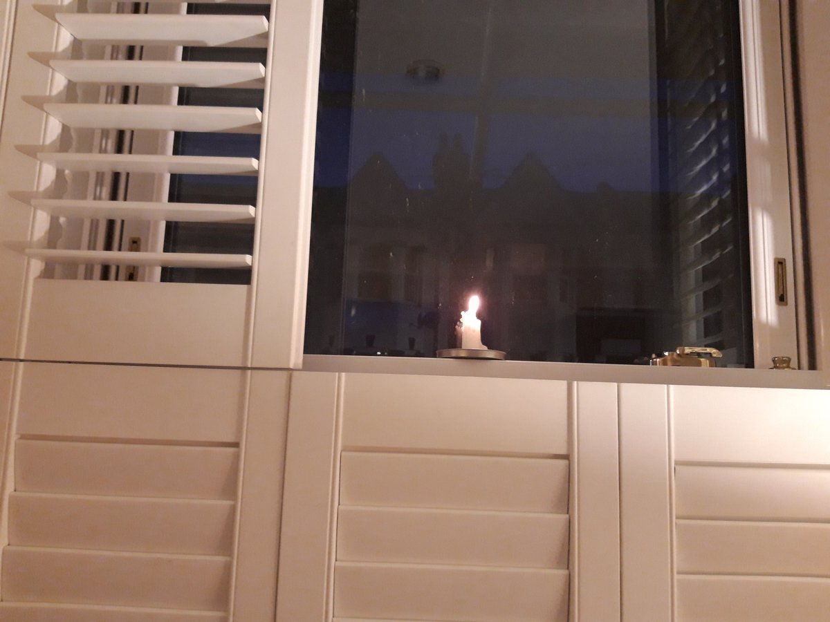 suzisworld07's tweet image. #candleofhope #NationalDayOfPrayer #canthurt #COVIDー19 #lightinthedarkness