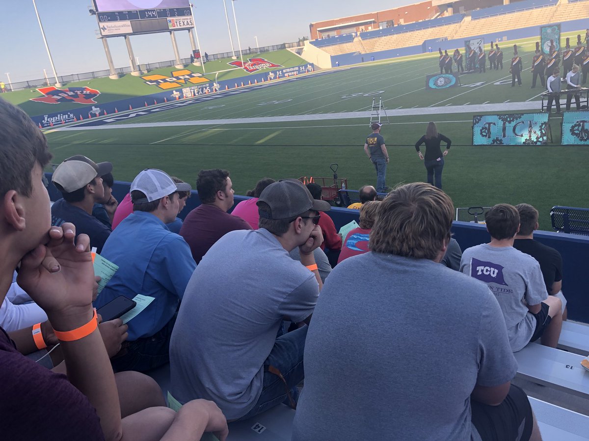 CoachDaleWest's tweet photo. Man, what a chance to learn! We have been forced out of the times and our daily schedules by a virus that is out of our control! We have talked many times about “you get to do this” rather then you “have to do this”. I miss being around the Bells Panthers! We love you guys!! https://t.co/xDryUF8vGz