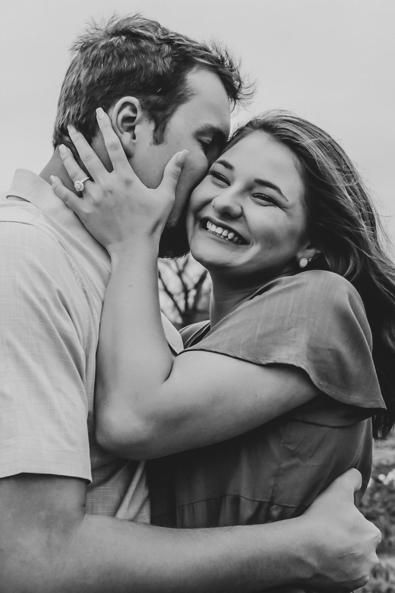 kacib9's tweet photo. Quarantine day 7: I got engaged🤩💍 https://t.co/343VuoZjdq