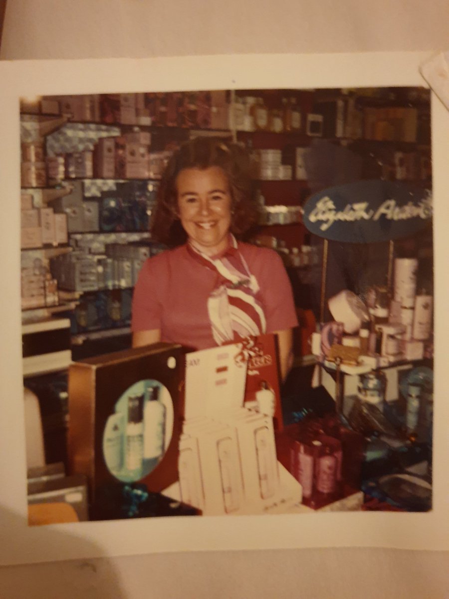 LythamShop's tweet image. The mother, Moyra, in her heyday at @ElizabethArden Thank you to every mum, everywhere, from all of us at Mind Retail #MothersDay2020 #mymindshop #MindLytham