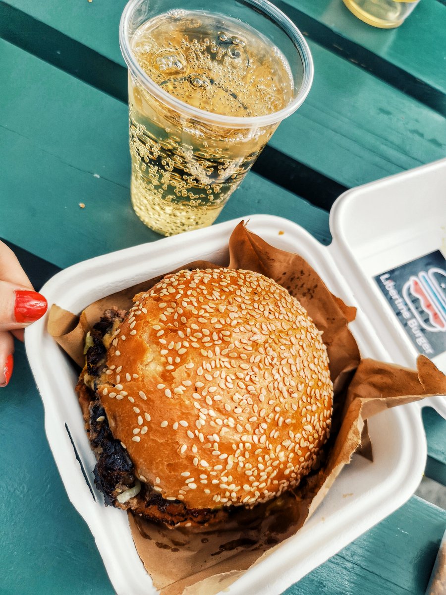 Bababouttown's tweet photo. Evening #Brumhour
Bab about Town is a #Birmingham lifestyle blog packed with laugh out loud personal experiences, pretty cool photography &amp; reviews.

Blog: https://t.co/jPxdR0Lpvt
Email: bababouttown@gmail.com
IG: https://t.co/rmluZ4gyRP

#brumblogger #prrequest #blogger https://t.co/58xlvWoAlG