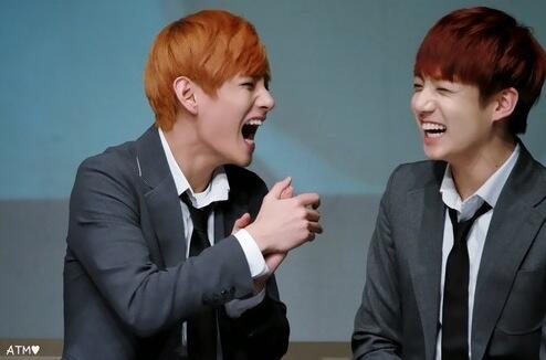 If anyone needs, here is a thread of BTS captured at peak happiness