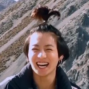 If anyone needs, here is a thread of BTS captured at peak happiness