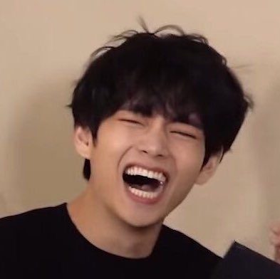 If anyone needs, here is a thread of BTS captured at peak happiness