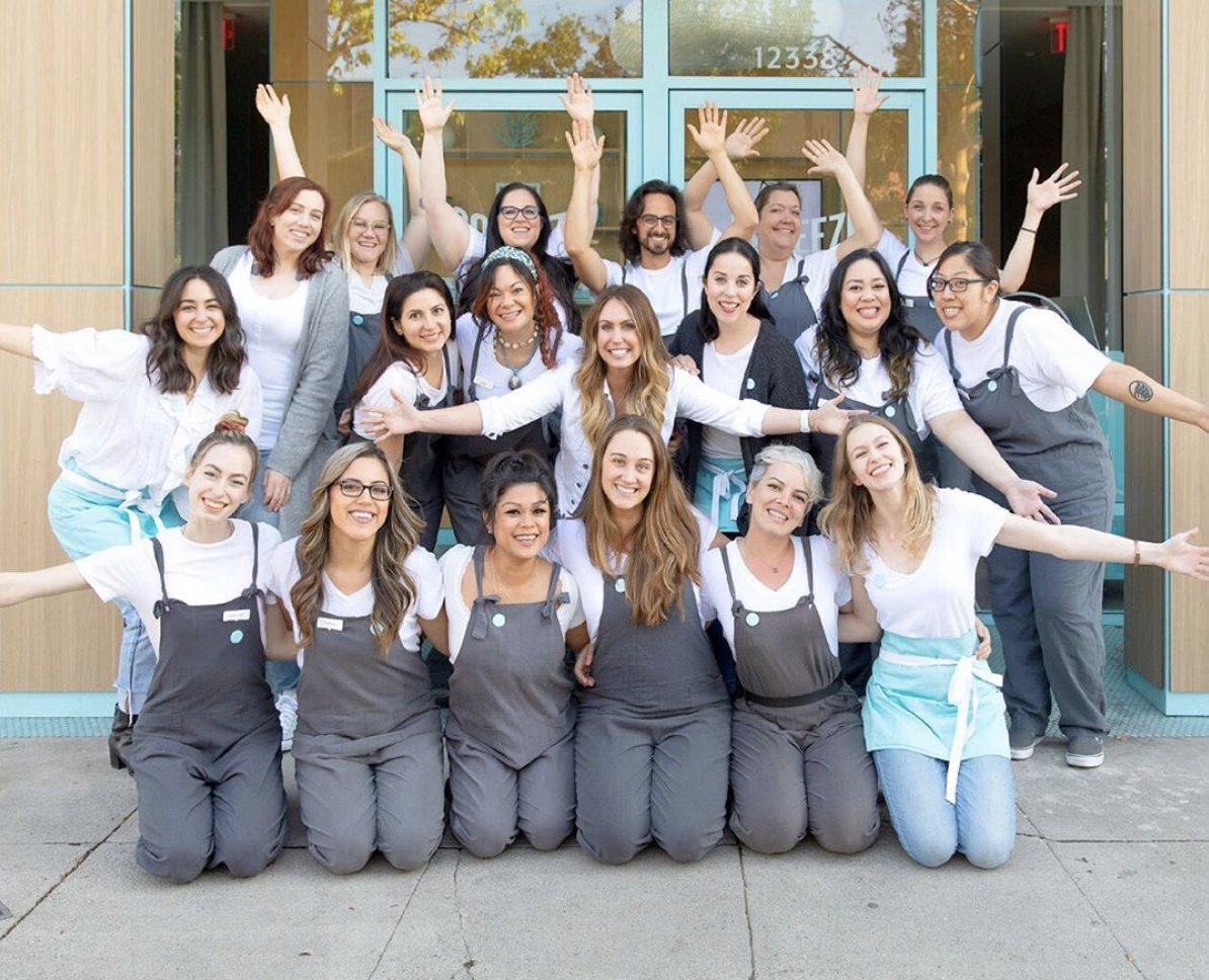 squeezemassage's tweet photo. Squeeze is ONE! 🎉 We never could have imagined celebrating our first birthday under these circumstances but we are so incredibly proud of how much we've grown over the past year, thanks to our guests & our world-class #SqueezeSquad! Can't wait to celebrate when we re-open! 💙 https://t.co/PxUxh4YgnQ