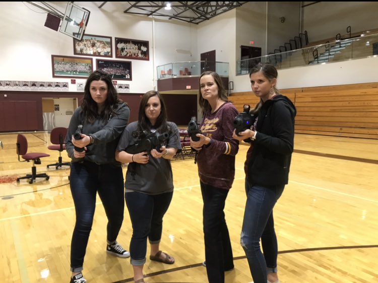 MsWeir2's tweet photo. my dear seniors, acting workshops with last year’s crew, team laser tag with the VB staff, and watching a hockey game during Christmas time https://t.co/e1FTIr7GxX