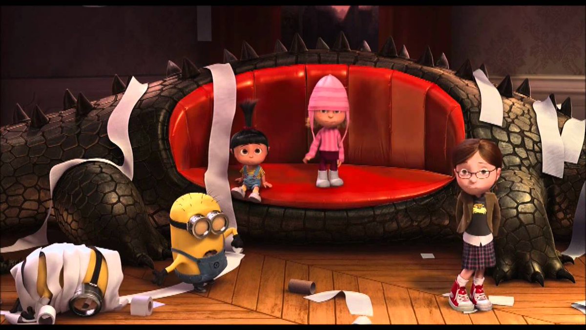 Une scène honteuse sur <a href="/TF1/">TF1</a> des images d'un insoutenable gâchis au vu des circonstances actuelles... 

#penurie #papiertoilette #honte #MoiMocheetMechant