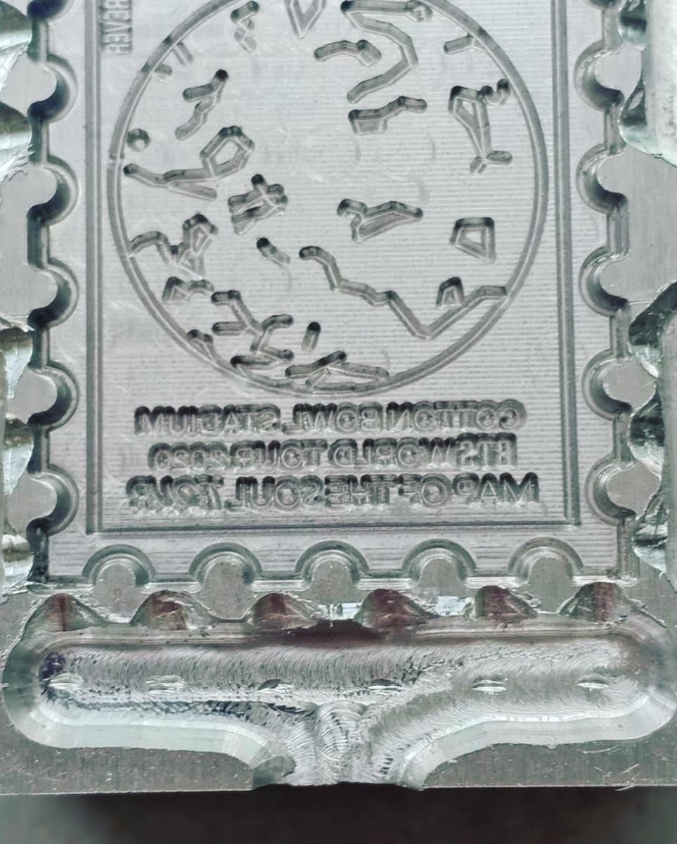hwagaemarketpin's tweet photo. ⭐️UPDATE⭐️
You are in our ♥️Be kind&amp;stay safe!FIGHTING!

Many people have to leave their residence.💜Pre-orders may have a diff. address. Email us w/order # &amp;new one or reply to order conf. email! 

MOTS tour pins molds are done&amp;in mass prod.Sorry for the delays🥺
#bts #hmpupdate https://t.co/TC8QqKhVdk