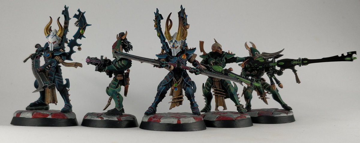 Praetorae's tweet photo. @WarComTeam Got my hobby on over the weekend putting the finishing touches to my Drukhari kill team. These guys have been a challenge but so much fun! #WarhammerCommunity #PaintingWarhammer https://t.co/a3gX3al2Vp