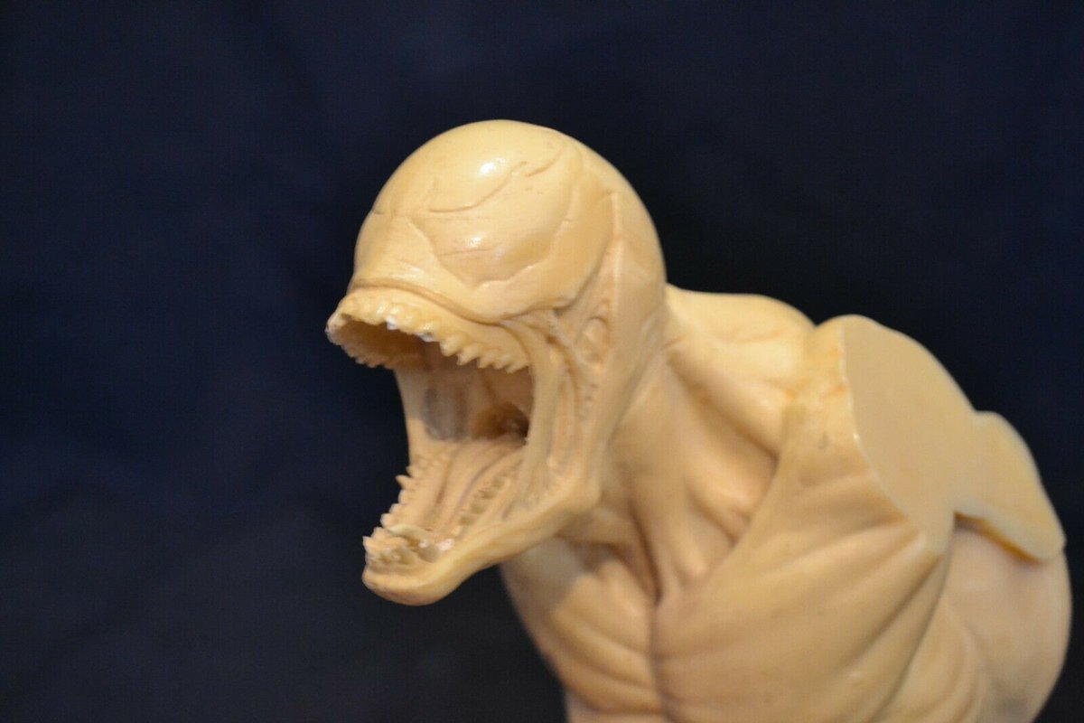 A maquette of Venom designed by Frontline Studios, which is currently on Ebay for £400.  https://www.ebay.co.uk/itm/ORIGINAL-Spider-Man-3-2007-Venom-Maquette-SCI-FI-Horror-Film-Movie-Prop-Head/193374134170?hash=item2d05ff1f9a:g:94MAAOSwi1ZeSZwh