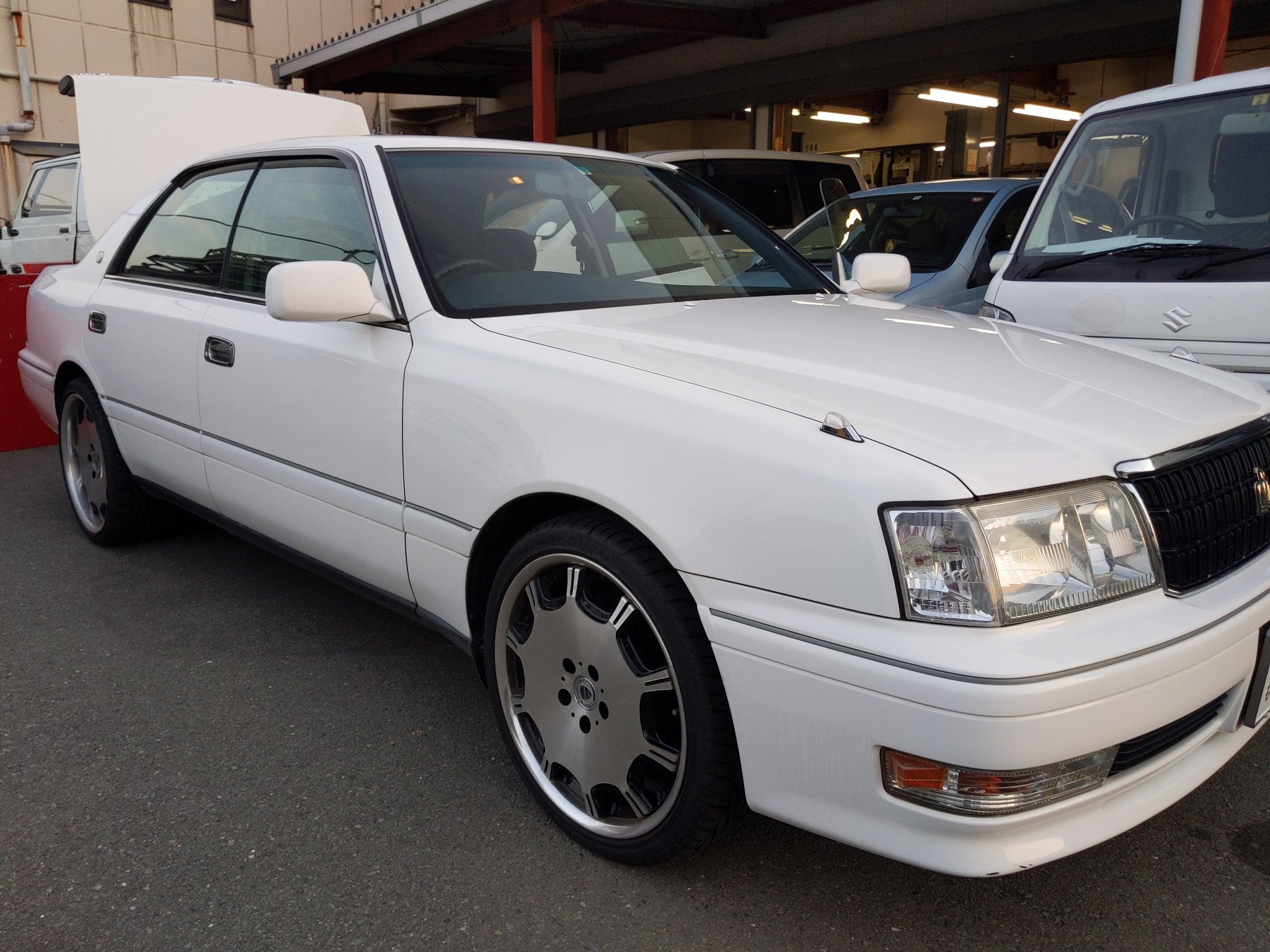 なおき もうちょっとで納車です 1jエンジン ハイオク車ですがなんとか維持したいと思います 納車待ち クラウン 角ばったクラウン 1jエンジン ハイオク車 どこイジろうかな T Co Cmnvtcffbn Twitter