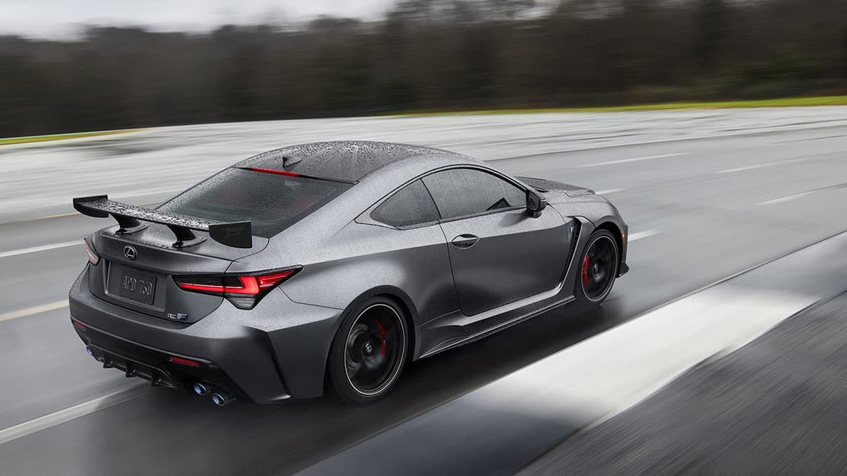 The #RC-F Track Edition takes performance to new heights with a best-in-class power-to-weight ratio,* accelerating from 0 to 60 in a mere 3.96 seconds