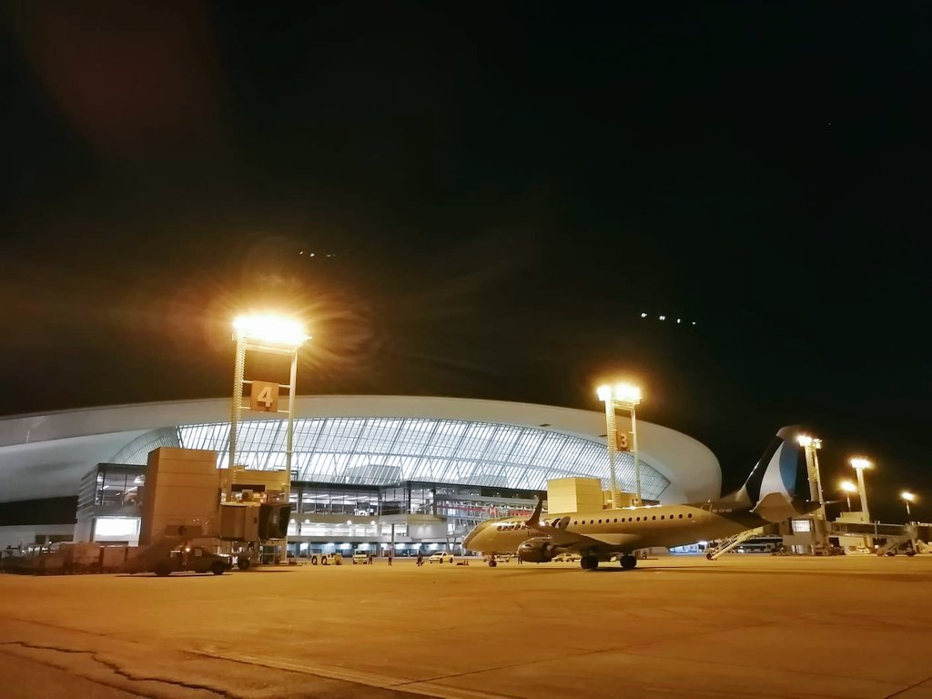 Aeropuertos Uruguay tweet media