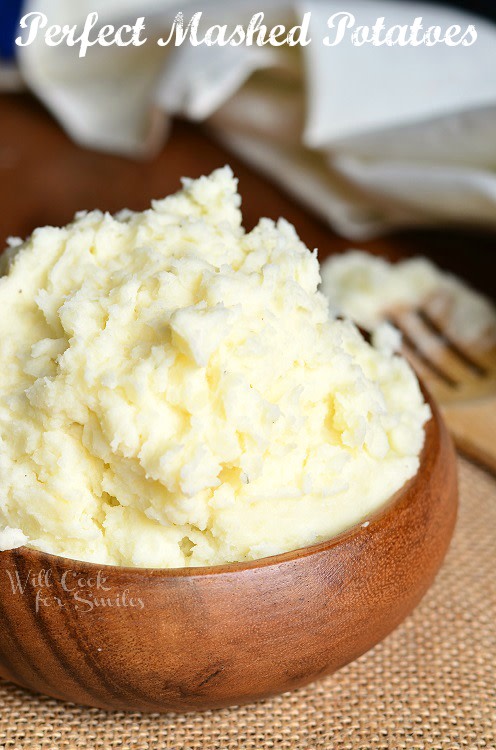 DineandDish's tweet photo. These are the Perfect Mashed Potatoes to go along with your dinner from @WillCook4Smiles  https://t.co/be7sGFppI9 https://t.co/1IuX8pJC7w