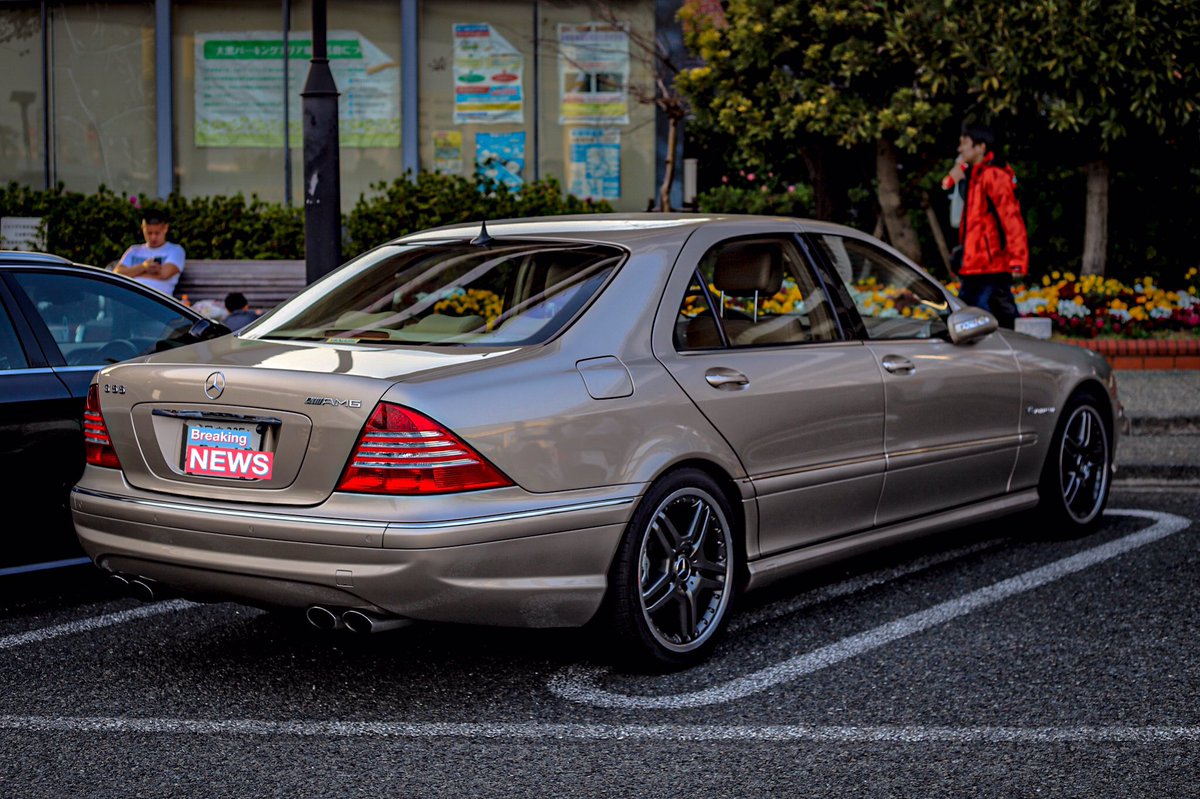 19bmw5i No Twitter 02 メルセデス ベンツ S600ロング W2後期トラベルティンベージュ 上記のs55かと思いきやまさかのv12でした