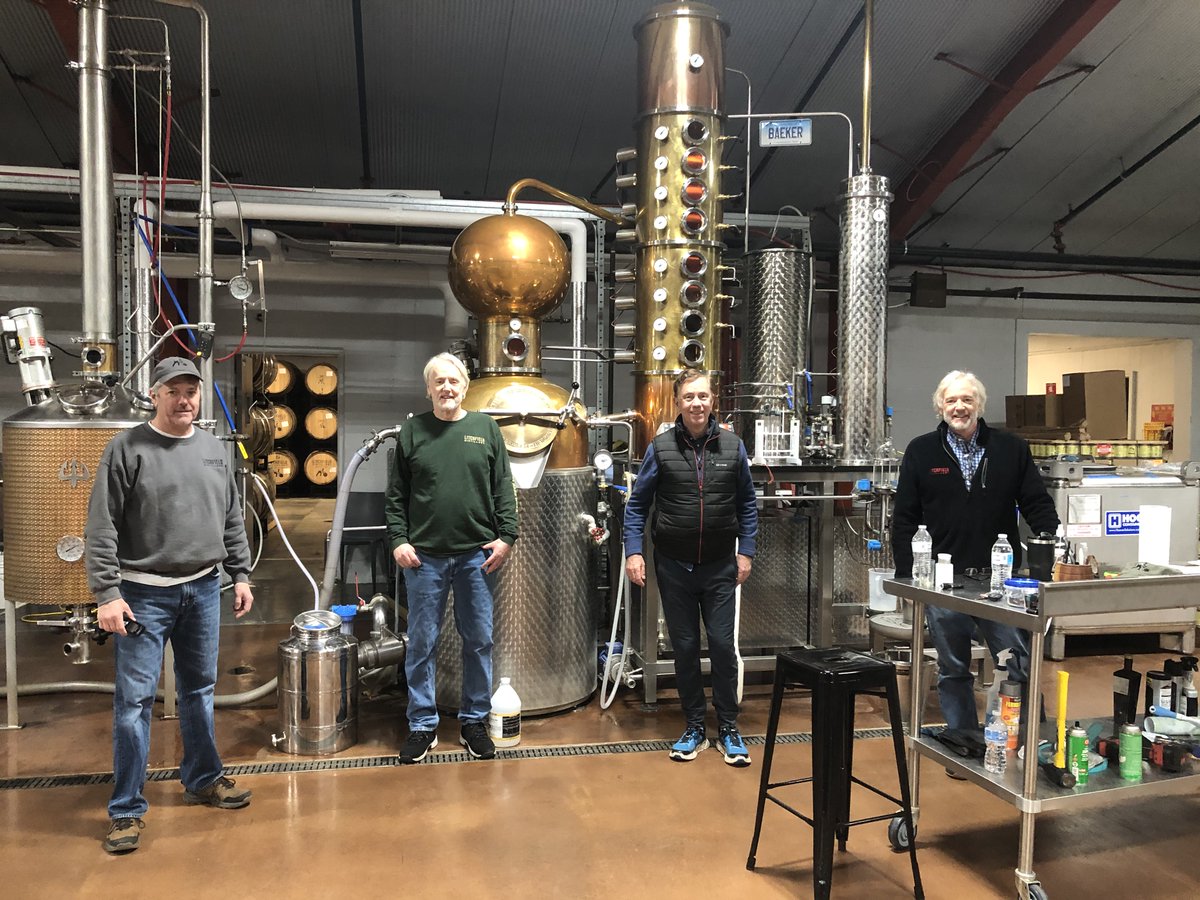 LitchfieldDist's tweet photo. Thank you to @GovNedLamont for stopping by today to cheer us on! It meant a lot to our team. #spiritofhardwork #coronavirus #ctlocal #ctcares #litchfieldcounty https://t.co/ZKa5uOKsA3