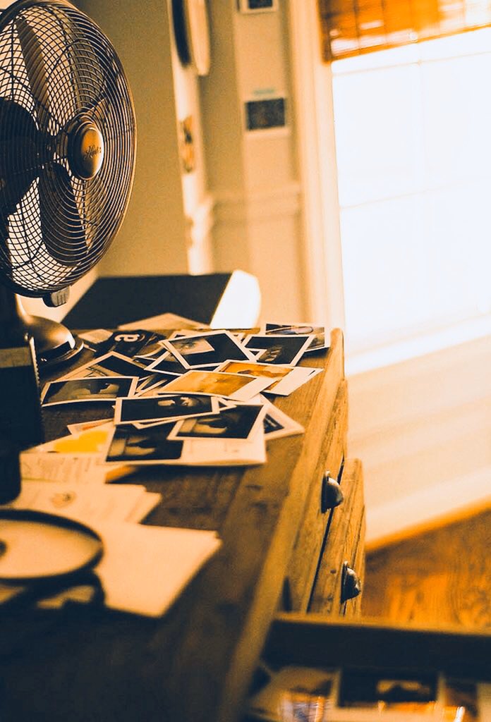 paxdurant's tweet image. 𝚙𝚊𝚡𝚝𝚘𝚗 𝚍𝚞𝚛𝚊𝚗𝚝, 𝟸𝟹

→ ғᴀɪʀᴍᴏᴜɴᴛ ᴜɴɪᴠᴇʀsɪᴛʏ ᴀʟᴜᴍ
→ ʟɪғᴇʟᴏɴɢ ʙʀᴏᴛʜᴇʀʜᴏᴏᴅ, ΠΚΦ
→ ᴘʀ ɪɴᴛᴇʀɴ @ ᴘᴀᴘᴇʀ ᴍᴀɢᴀᴢɪɴᴇ
→ ɴᴏᴠɪᴄᴇ ᴘʜᴏᴛᴏɢʀᴀᴘʜᴇʀ

ғᴜᴄᴋʙᴏʏ. ᴍs/ᴍᴠ. ⟳ #𝙼𝚘𝚛𝚗𝚒𝚗𝚐𝙲𝚊𝚕𝚕𝚜