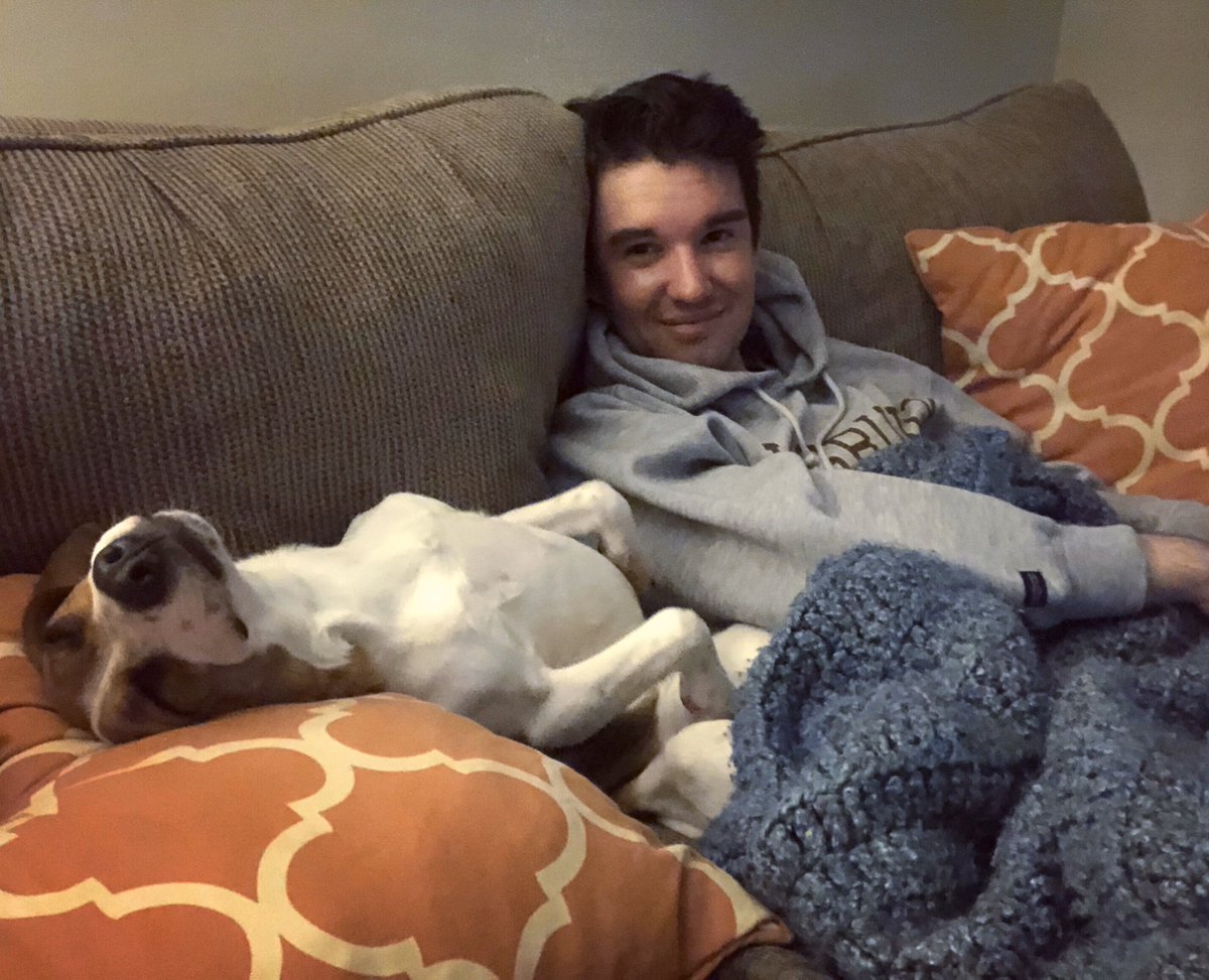 Bethany Banks tweet media