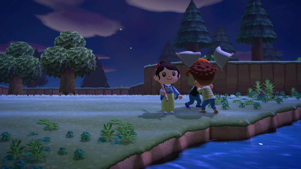 TATammy_Ma's tweet photo. When you try to take a group picture and your troll friends:  #AnimalCrossing https://t.co/NM96kHB5Lw