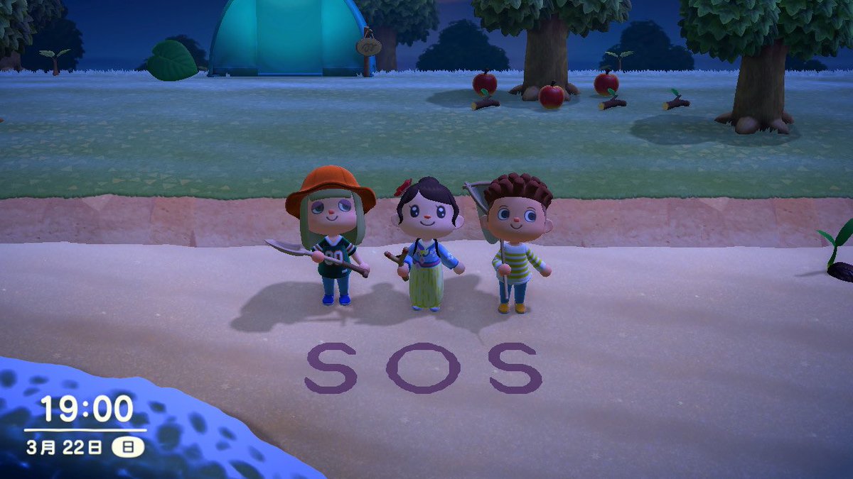 TATammy_Ma's tweet photo. When you try to take a group picture and your troll friends:  #AnimalCrossing https://t.co/NM96kHB5Lw
