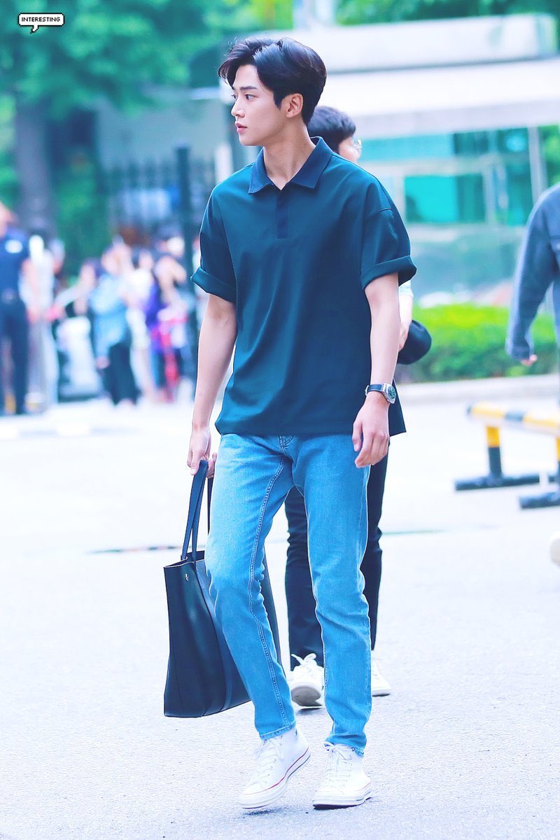 k_rowoon_k's tweet photo. 190621 SF9 Rowoon
at KBS Music Bank

📸© interesting

#ROWOON #SF9 https://t.co/TU66fcKxlt