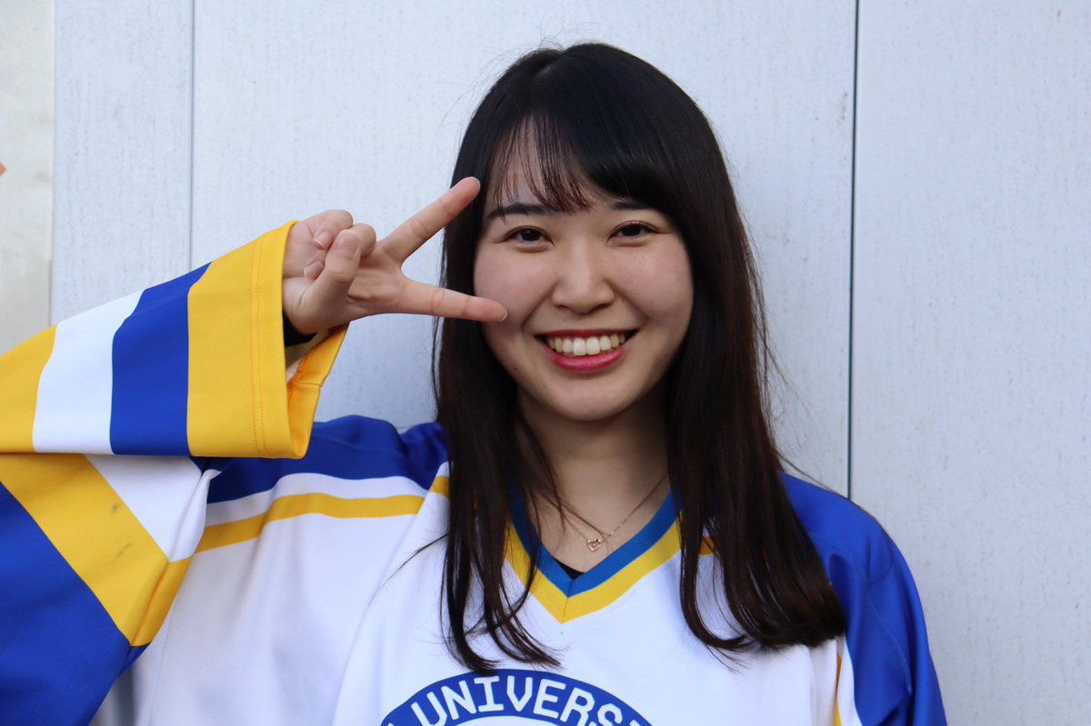 東京大学アイスホッケー部 他己紹介 Vol 15 今日は オチのない話が許せない稲垣から すらっと美人 のななさを紹介します T Co 4h3kw5rkdo T Co Ejxgibxerc Twitter