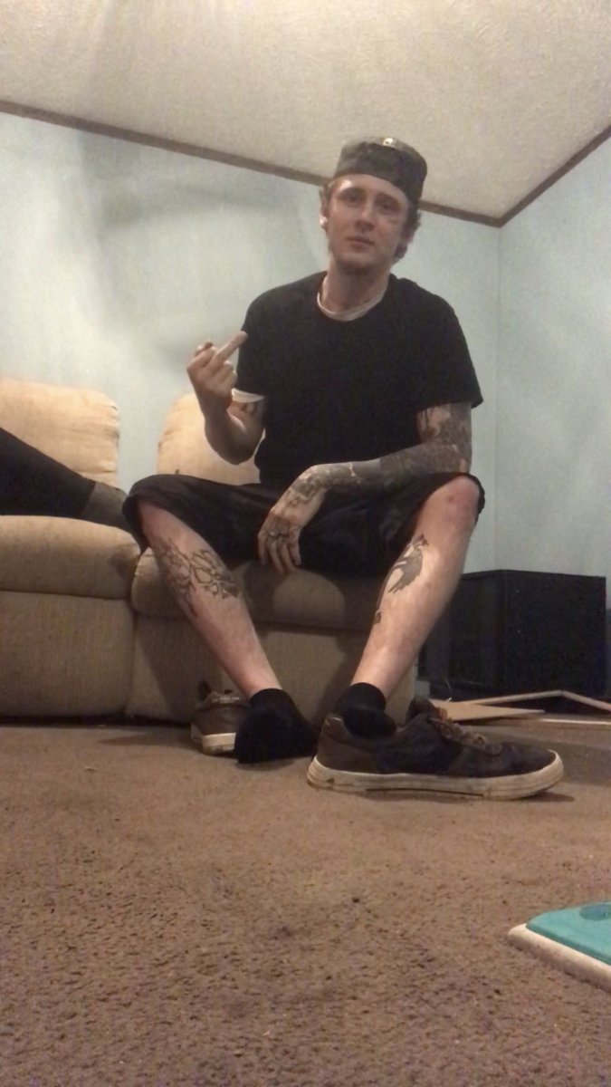 MasterDevin3's tweet photo. Im selling certain fags my Dailey Snap chat- $75 not everyone that ask is obligated to buy. Only picking loyal faggots #alpha #cashpg #cashfag #findom https://t.co/qDp8ej8x2C