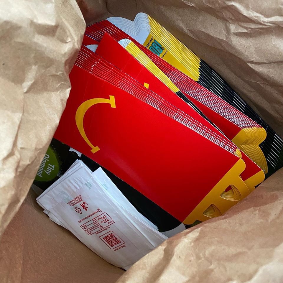 AWorldOfSense1's tweet photo. I was worried about McDonald’s closing as Leo will only eat chicken nuggets.McDonald kindly sold us 50 chicken nuggets which should help us to avoid a meltdown when they close. I know there are parents in the same predicament.Please share #AutismAwareness #autismawareness #autism https://t.co/MuH5qbiGGS