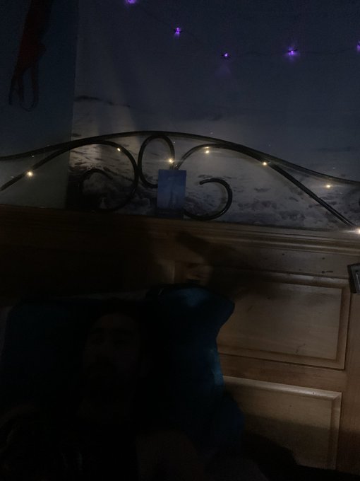 🌙🦇🧊 https://t.co/jyNhWcU753<a href="/tag/yoga"class="tags"><span>#yoga</span></a><a href="/tag/warrior2"class="tags"><span>#warrior2</span></a>