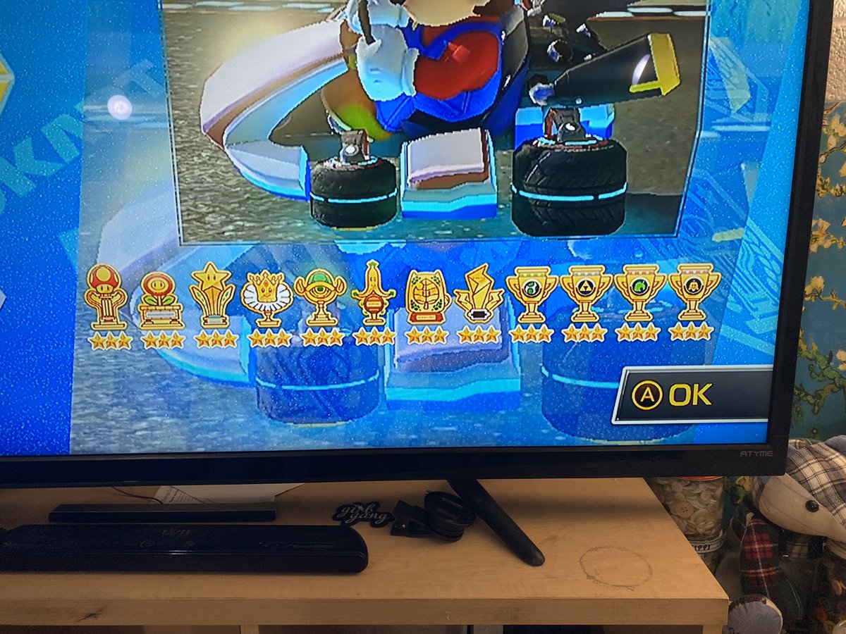 TendosTrash's tweet photo. One positive aspect of #SocialDistancing, I’ve finally had time to triple gold star every cup in #MarioKart8!!! PUMPED. #MarioKart #Quarantine https://t.co/U6AfkKeJNy