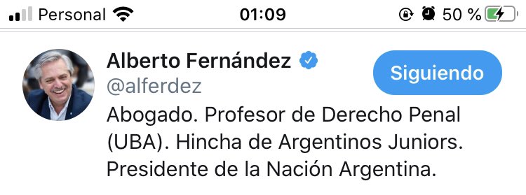 Esta madrugada <a href="/alferdez/">Alberto Fernández</a> likeó un tweet de <a href="/unaplaylist/">Una Playlist</a> con <a href="/LittoNebbiaOk/">Litto Nebbia</a>. Ahora creo que cuando termine la cuarentena nos va a contar cuáles son sus diez canciones motivadoras para que Argentina vuelva a la normalidad.