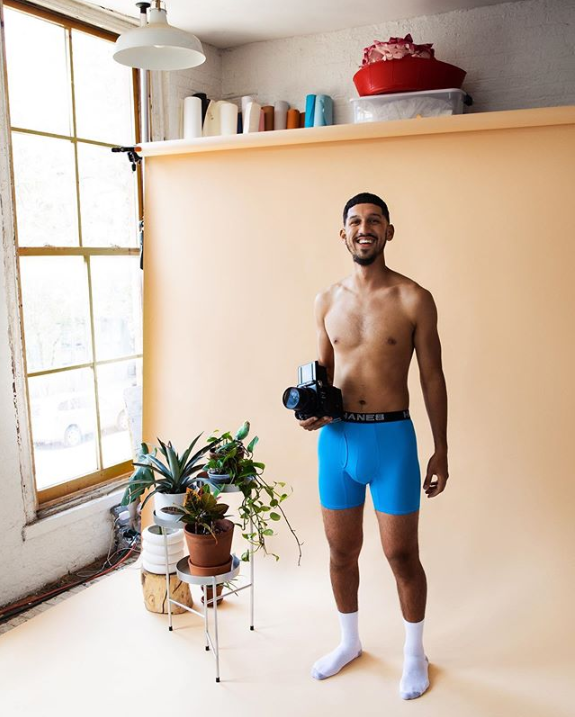 ShopBorderfree's tweet photo. Staying in and working from home needs 100% comfort with no compromises! Shop the comfort and style from @Hanes --- https://t.co/8HtdKryqrJ  #shopborderfree #BFStyle #Hanes #loungewear #menswear #boxers #mensunderwear #mensfashion #mensbriefs #NoBadAngles #sweats #menstees https://t.co/49L7MlTZ09