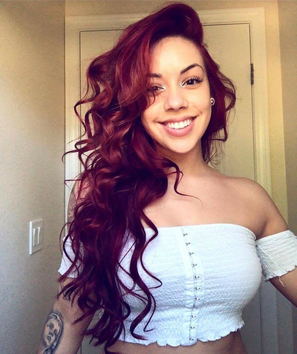 Avery_Wynter's tweet photo. Kiss me, love me, hold me ❤️💜 https://t.co/JOhzRh2Bi3