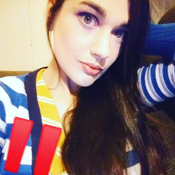 KekViolet's tweet image. HALP I DON'T KNOW WHAT TO CALL MY SHOW AND ALL I WANT TO DO IS DRINK SMOOTHIES AND COFFEE!