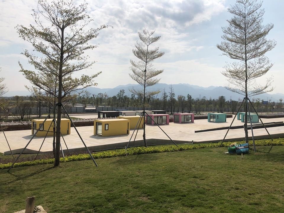 Alu_house's tweet photo. Be a responsible world citizens, please stay home to quarantine if needed to slow the spread of COVID-19.
AluHouse #MiC #AluMiC #ALPOD #aluminum #prefabhome #modularhome #mobilehome #mobileoffice #mobileshop 
#coronavirus #COVID-19 #stayhome #quarantine https://t.co/q8VShWVLoI