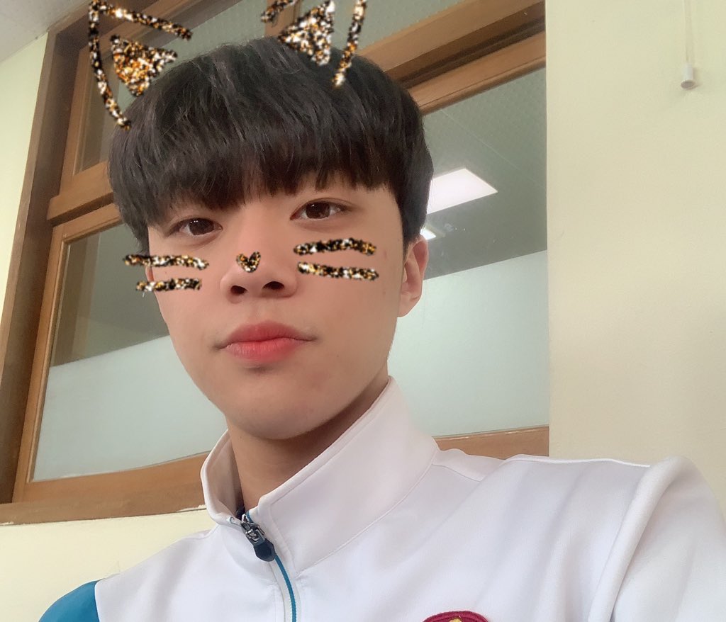 kkam_dong's tweet photo. #트친소 #게친소 #퀴친소

경남살고 곧 부산가는 01년생 20살 🔥
운동이 전공이에요!! 
섹계 싫어요 ❌
마음에 들면 플러팅해줘요 ☺️
마음 인용 알티 사랑입니다 ❤️ https://t.co/mFU9fTOjqn