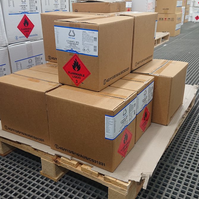 Our first donation to support frontline workers during the #COVID19 outbreak is out the door! 🧴💧

105L of ethanol, glycerol &amp; hydrogen peroxide to help fill the shortage of hand sanitiser at <a href="/COBLH/">Chris O’Brien Lifehouse</a>, RPA Hospital, <a href="/SydneyLHD/">Sydney Local Health District</a>. Thanks <a href="/UNSW/">UNSW</a> Chemistry! #coronavirus