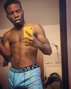 PriinceKobee's tweet photo. @MAUIANDSONSusa
 if y’all ever need a model call me Hundred points symbolSquinting face with tongue I love y’all underwear No entry signBilled cap https://t.co/COycMTV4Xz