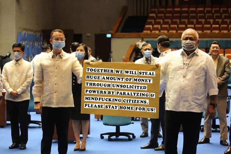 noelescondo's tweet image. Ayan, mas tama na yung nakasulat.

#ProtestFromHome 
#FreeMassTestingPH 
#DuterteResign 
#CayetanoMuntanga